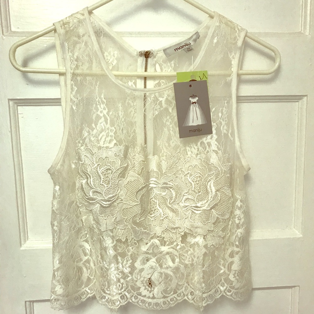 Maniju lace top